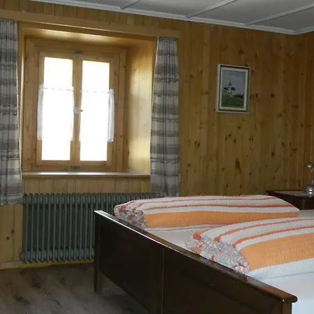 Gasthof Greina - Surrein